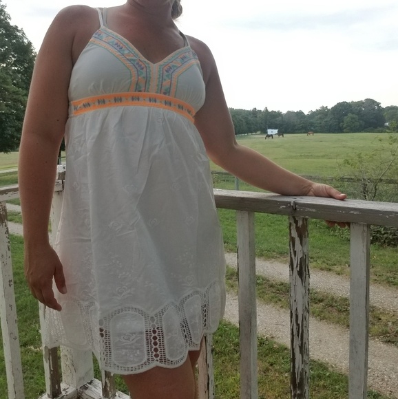 RELISTED Flying Tomato embroidered boho sundress - Picture 4 of 4